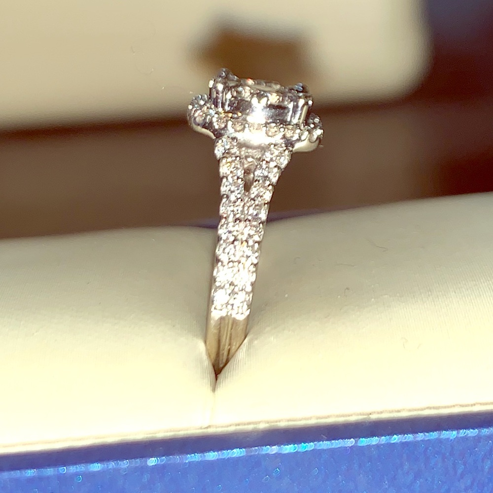 Princess Halo Engagement Ring 7/8 CT 14 KW